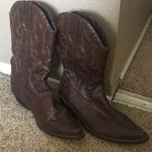 Madden Girl Cowboy Boots Size 10